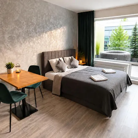 Ah Radnica Luxury Jacuzzi Apartmán Kosice