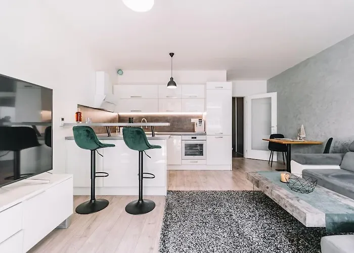 Ah Radnica Luxury 아파트 *